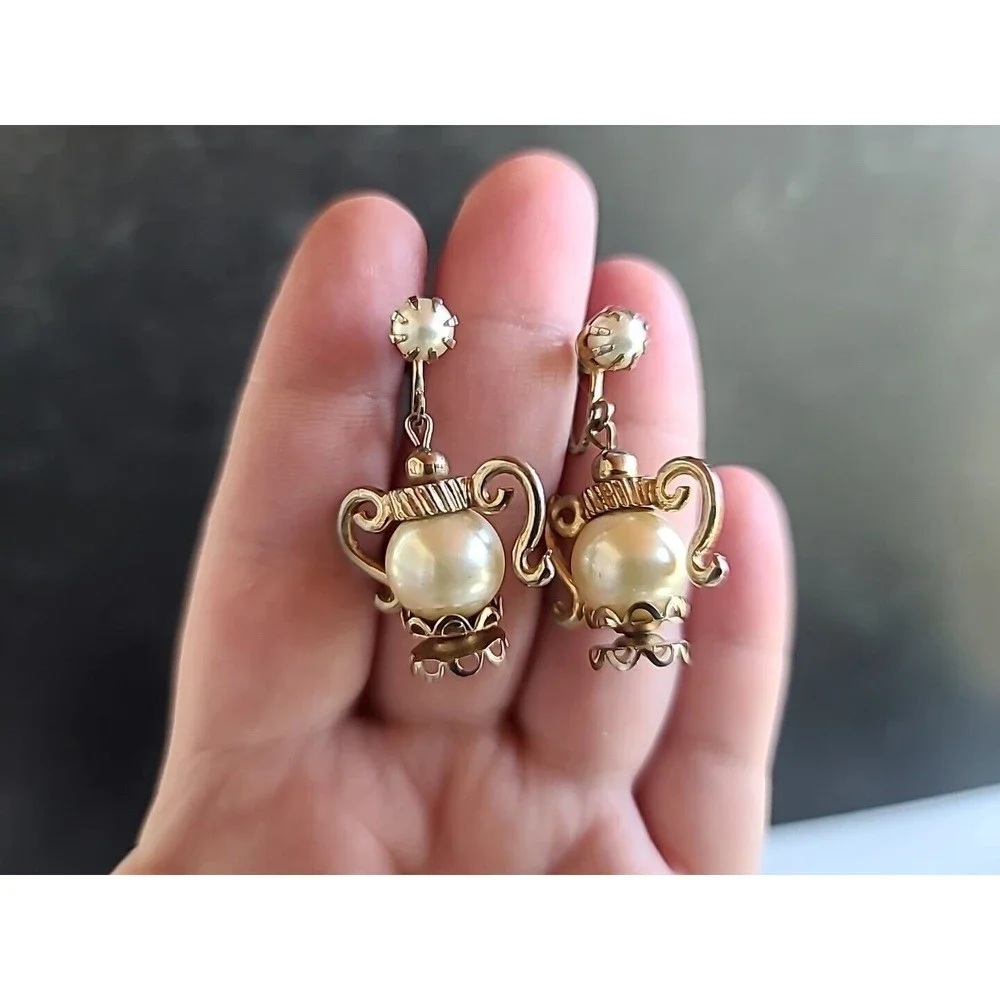 Vintage Faux Pearl Dangling Screwback Earrings